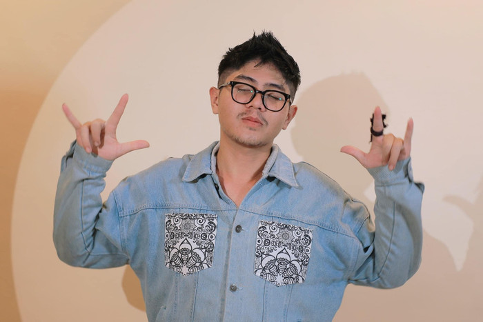 Nam nghệ sĩ triệu view Tommy Tèo.