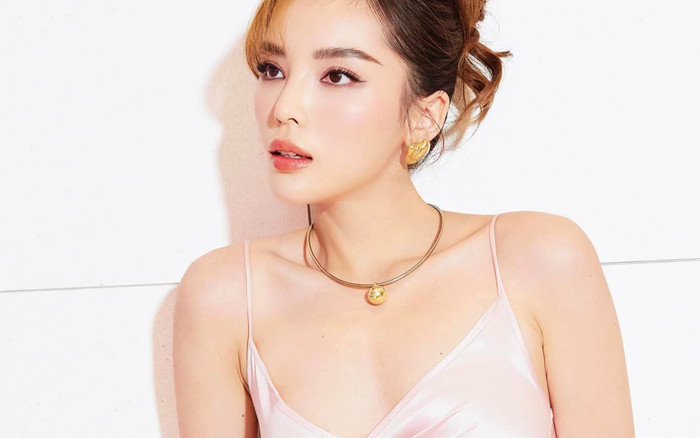 Kỳ Duyên khoe ảnh thân mật mỹ nhân khác, không phải Minh Triệu Ảnh 2