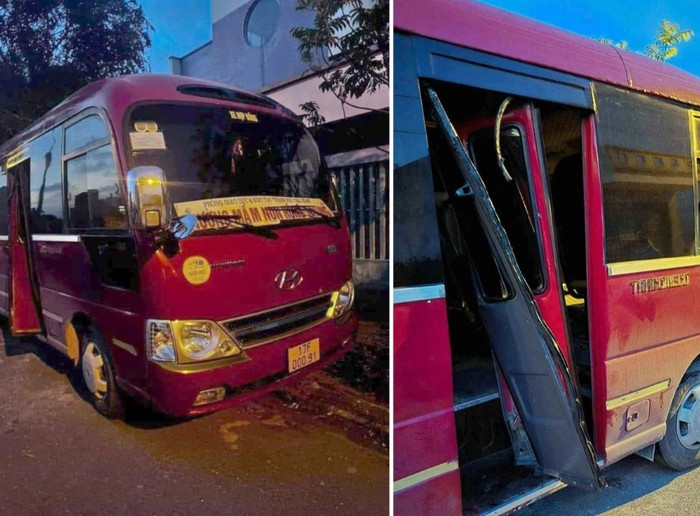 Chiếc xe đưa đón học sinh của trường mầm non 2