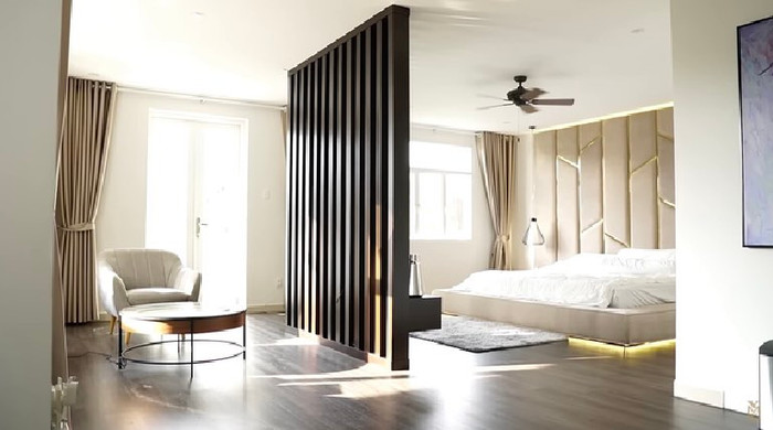 Căn phòng tại biệt thự triệu đô của đôi vợ chồng