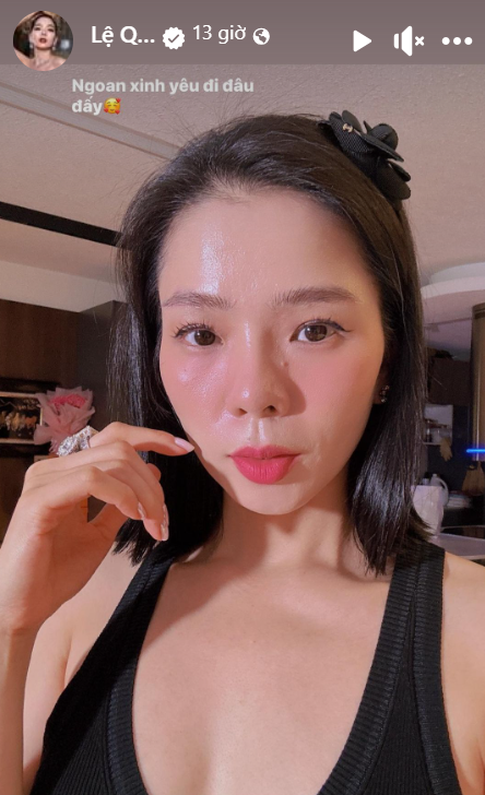 Dù bận rộn nhưng Lệ Quyên vẫn cố gắng dành nhiều thời gian để chăm sóc làn da.