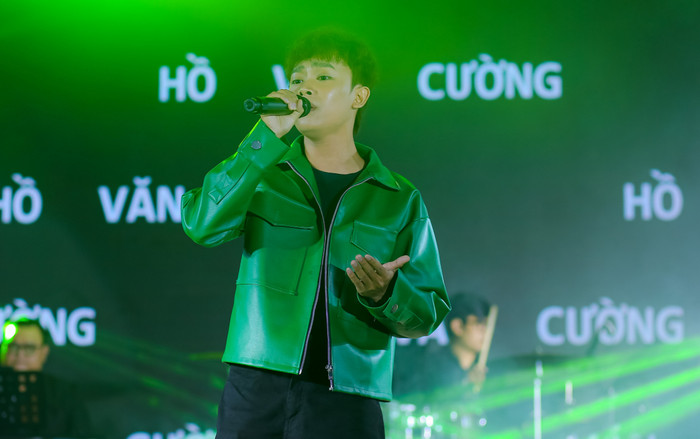 Hồ Văn Cường chạy show khi đang bệnh, người hâm mộ xót xa Ảnh 2