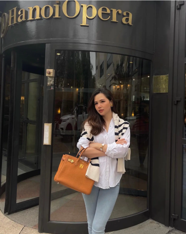 Bộ sưu tập túi của cô nhiều vô số kể.