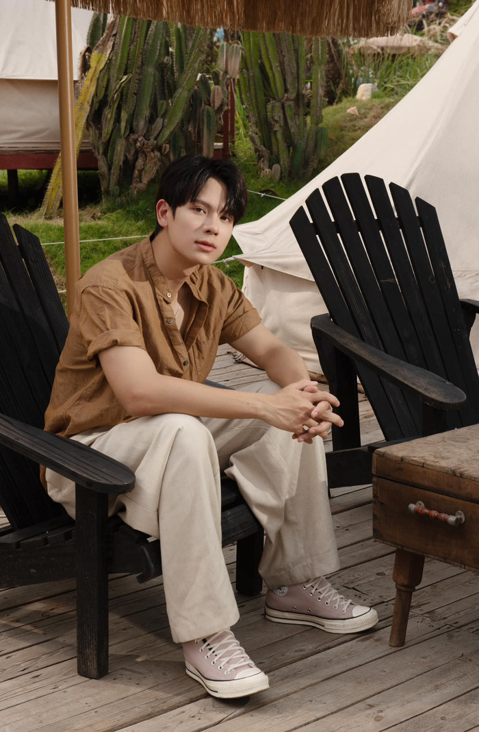 Trước khi được chú ý trong Lật Mặt 7, Thái Vũ từng đảm nhận vai con trai của Hồng Diễm trong Hành trình công lý.