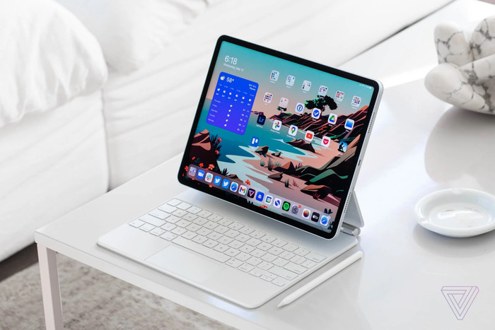iPad Pro 2021. Ảnh: The Verge.