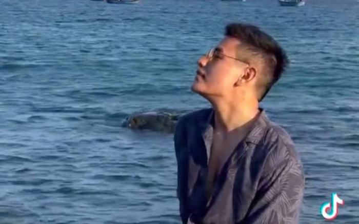 Nam ca sĩ Vbiz có bản 'hit' như chuyện của Mèo Béo, dân mạng rùng mình vì trùng khớp từng câu Ảnh 2