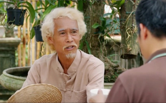 Nam nghệ sĩ khắc khổ nhất màn ảnh Việt, cưới vợ kém 25 tuổi, cuộc sống ngoài đời hạnh phúc Ảnh 2