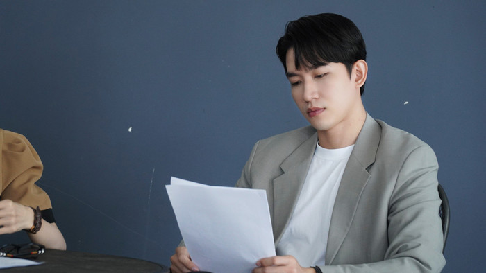 Khán giả đang xôn xao bàn tán về dự án mới của Thuý Ngân và tình mới.