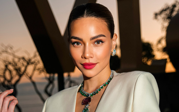 Vòng cổ 447 tỷ của Hồ Ngọc Hà đeo dự sự kiện chỉ là đồ mượn Ảnh 2