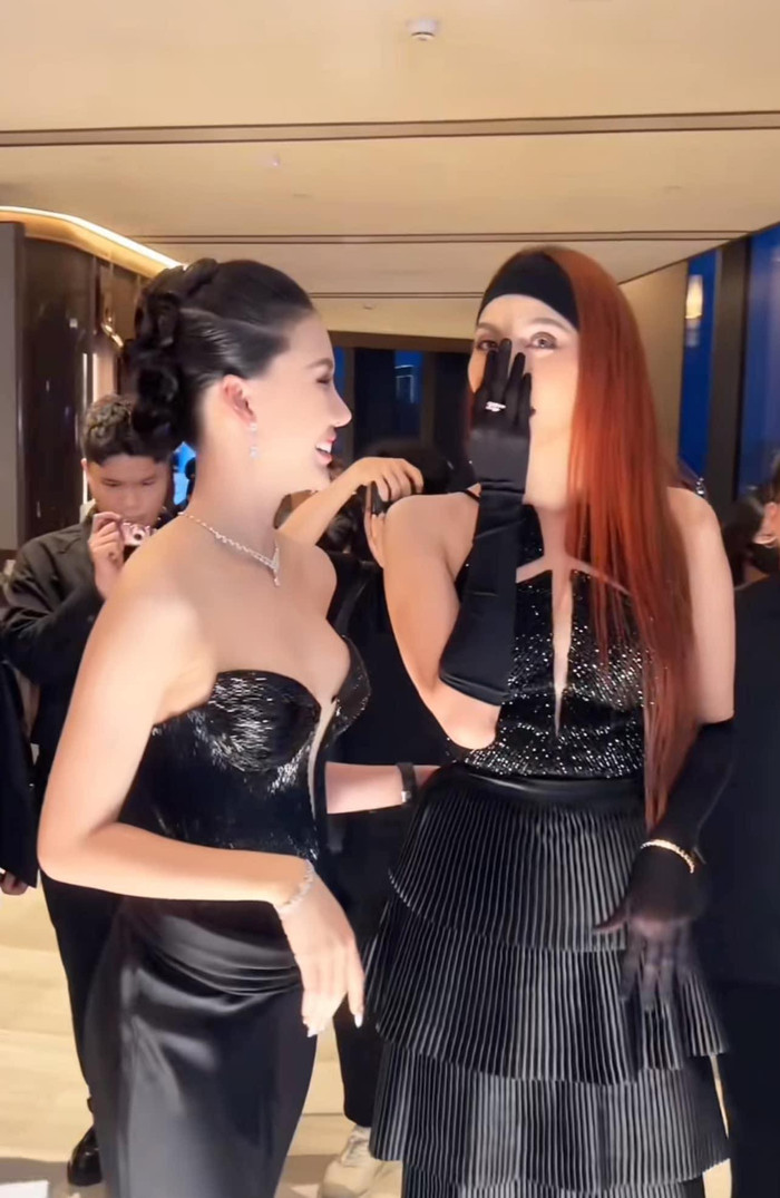 Lan Khuê chạm mặt Bùi Quỳnh Hoa tại sự kiện, cười nói thân mật xoá tan nghi vấn rạn nứt.