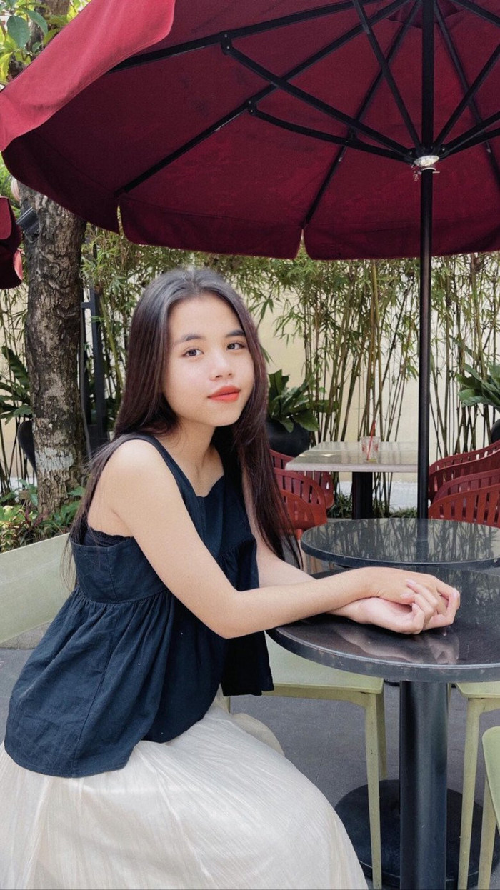 Cô gái có cái tên lạ hoặc lạ huơ