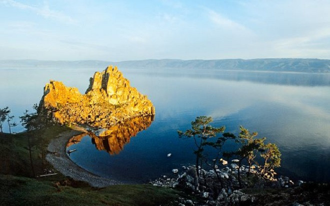 Hồ nước lâu đời nhất thế giới chứa 1.600 tấn vàng, vì sao không ai dám vớt? Ảnh 2