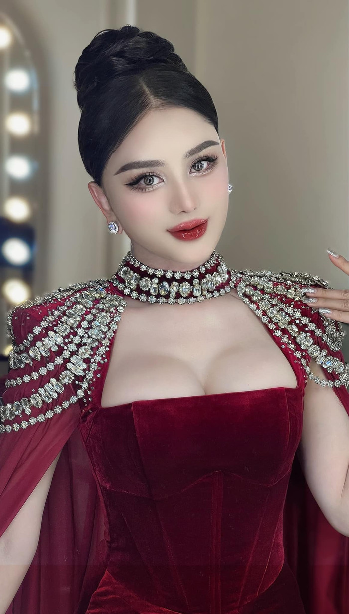 Lâm Khánh Chi tự hào khi được so sánh với Phạm Băng Băng.