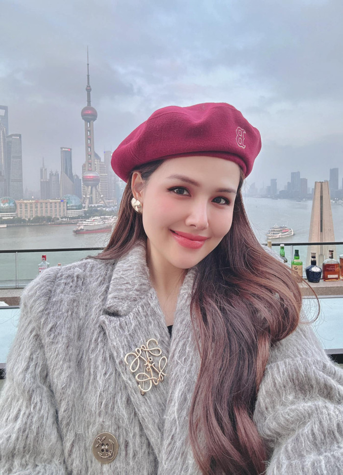 Hiện, Phanh Lee ít đóng phim hơn trước, dành trọn thời gian cho gia đình.