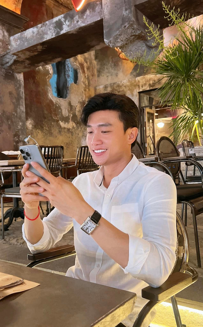 Quốc Trường vui vẻ tận hưởng cuộc sống độc thân. Ảnh: FBNV