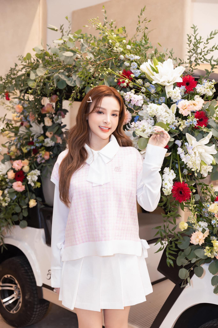 Huyền Baby tiết lộ bí quyết trẻ đẹp là lấy được người chồng xứng đáng.