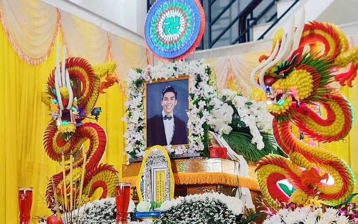 Hình ảnh trong lễ tang Lâm Nguyễn 'Người ấy là ai' Ảnh 2