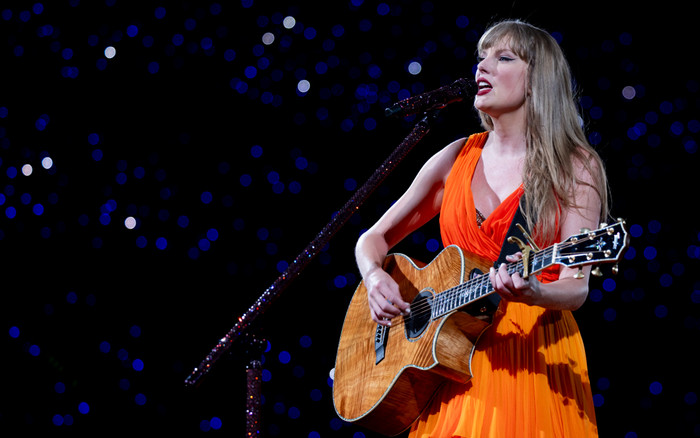 Taylor Swift bị phạt vì biểu diễn quá ồn Ảnh 2