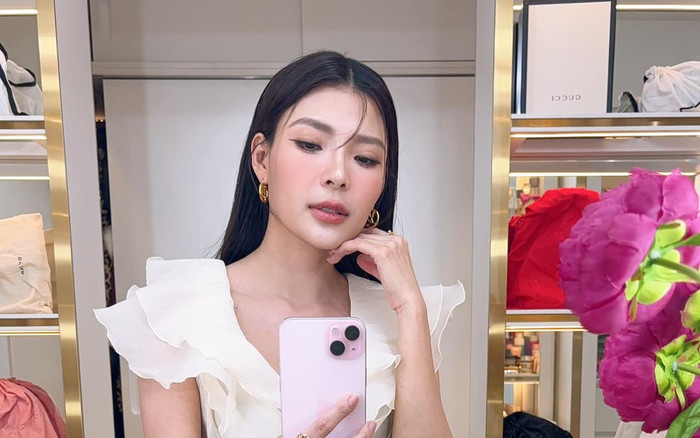 Thúy Diễm nâng cấp nhan sắc vào ngày đặc biệt Ảnh 2