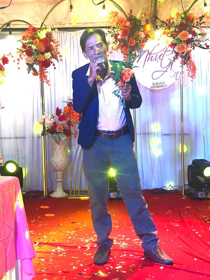 Nhiều lần nam nghệ sĩ nhận mức tiền lên đến 35 triệu đồng.