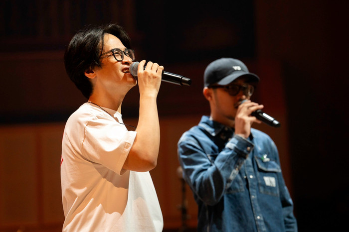 Hà Anh Tuấn hăng say tập luyện trước giờ G live concert tại Singapore Ảnh 2