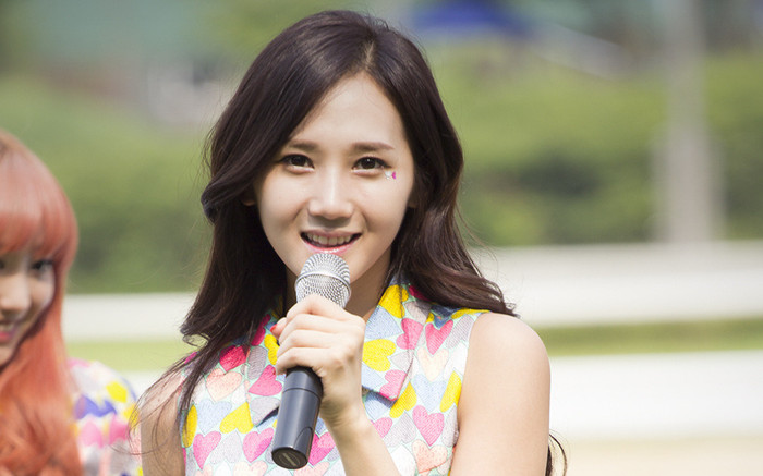 Nữ ca sĩ 9X mắc ung thư, phải phẫu thuật khẩn cấp Ảnh 2