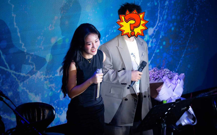 Văn Mai Hương tiết lộ từng mê mệt một 'đàn anh' khi còn đi học Ảnh 2