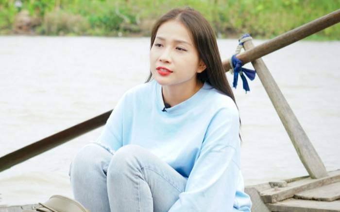 Khả Như về quê gặp lại bạn học cũ, khoe có 6 'đứa con' Ảnh 2