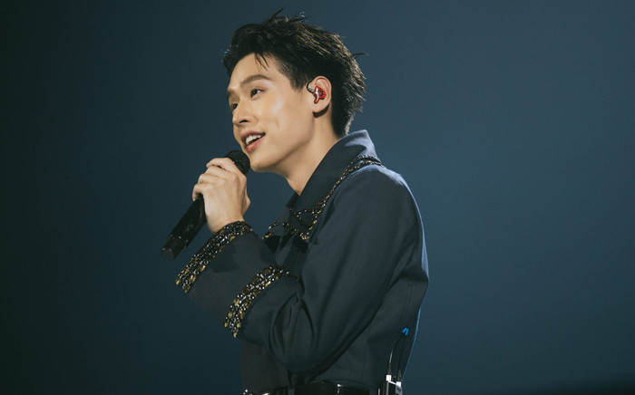 Nam chính 'Gia tài của ngoại': Ngôi sao tài năng của Thái Lan, sự nghiệp ca hát rực rỡ Ảnh 2