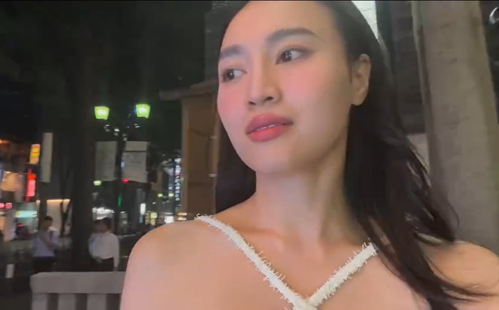 Ninh Dương Lan Ngọc buồn bã vì mất một món đồ khi vừa đến Nhật Ảnh 2