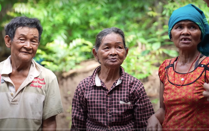 Cụ ông 70 tuổi cưới 2 chị em ruột, hơn 40 năm sống hòa thuận cùng mong có con chung Ảnh 2