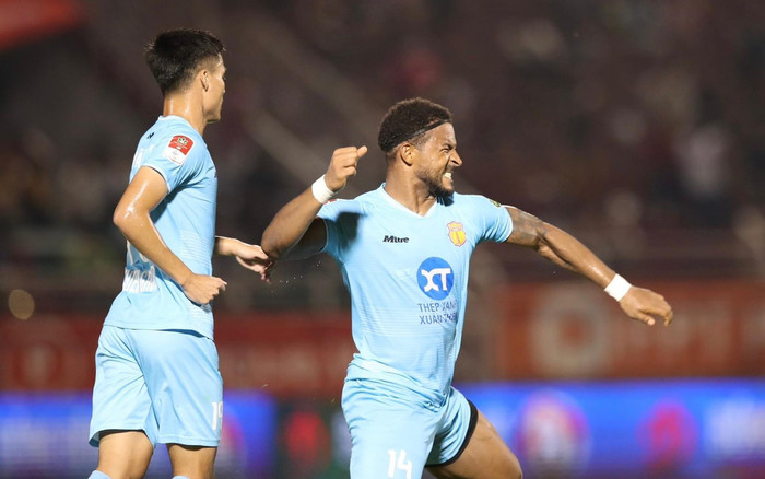 Nam Định FC hoà hú vía trước TPHCM Ảnh 2