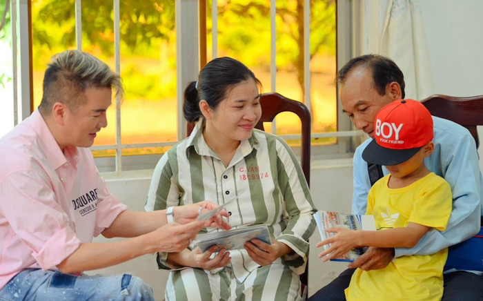 Đàm Vĩnh Hưng làm điều đặc biệt trong Ngày của Cha khiến ai nấy đều xúc động Ảnh 2