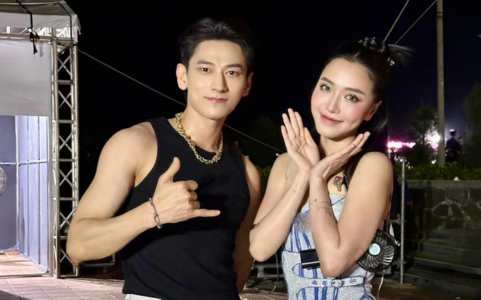 Gặp nhau ở hậu trường, Bích Phương hỏi Isaac một câu khiến ai cũng 'cười ngất' Ảnh 2