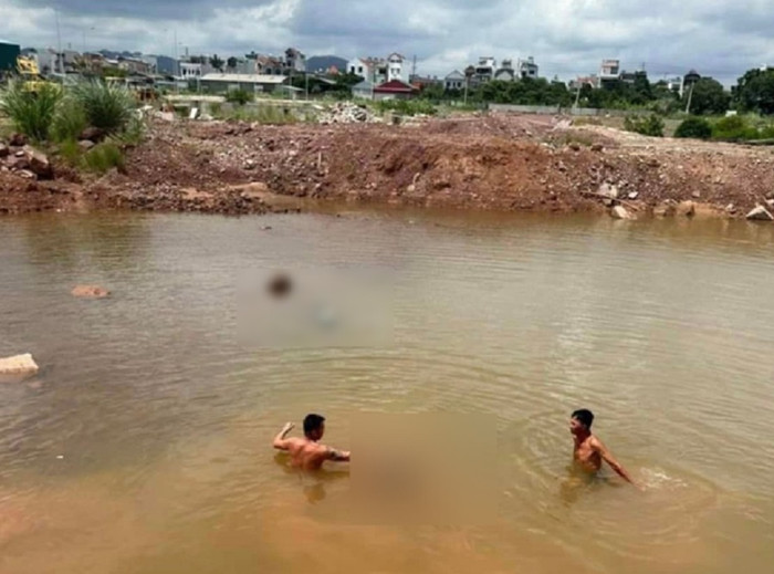 Hố nước nơi phát hiện thi thể 2 cháu bé
