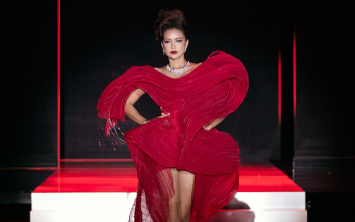 Khí chất đỉnh cao của Ngọc Châu trên sàn diễn khi ở cương vị mới Ảnh 2