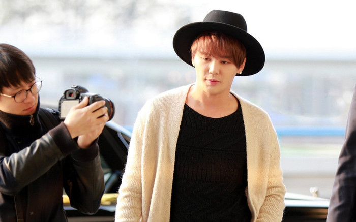 Nam ca sĩ nổi tiếng với khả năng khiến khán giả… bỏ chạy mỗi lần xuất hiện Ảnh 2