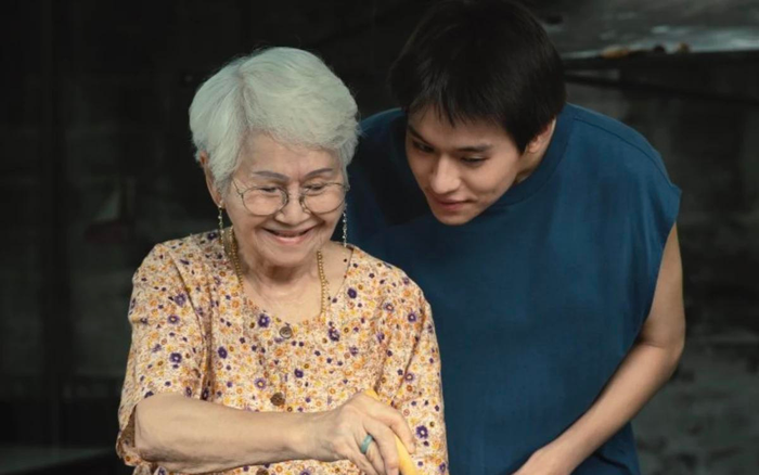 Nữ diễn viên cạo đầu 4 lần để đóng phim Ảnh 2