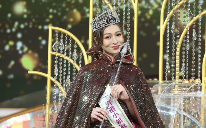 Hoa hậu hẹn hò với đại gia là chồng cũ của một á hậu, cuộc sống sang chảnh Ảnh 2