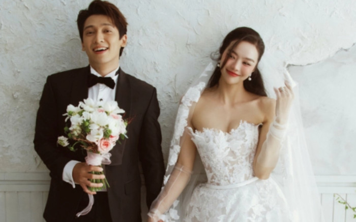 Cặp đôi Vbiz báo 'tin vui' sau 5 tháng kết hôn, nhiều sao Việt gửi lời chúc mừng Ảnh 2