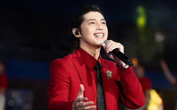 Noo Phước Thịnh nhuộm lại tóc đen khi đi hát, lý do khiến ai cũng nức lòng Ảnh 2