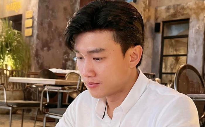 Quốc Trường tiết lộ sửa mũi từ 36 năm trước, danh tính bác sĩ gây bất ngờ Ảnh 2