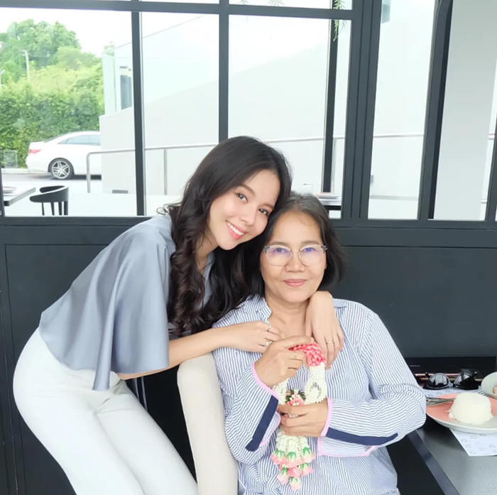 Nữ ca sĩ bỏ nhà ra đi vì cãi nhau mới mẹ ruột Ảnh 2