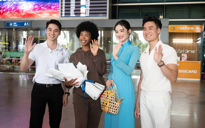 Đẹp khen - Xấu chê: Hoa hậu Ý Nhi nền nã trong tà áo dài, Ngọc Trinh mặc trang phục gây hiểu lầm Ảnh 2