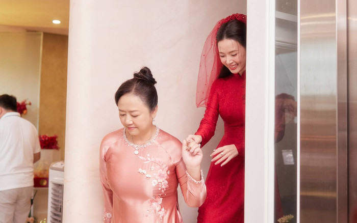 Hé lộ mối quan hệ Midu và mẹ chồng Ảnh 2