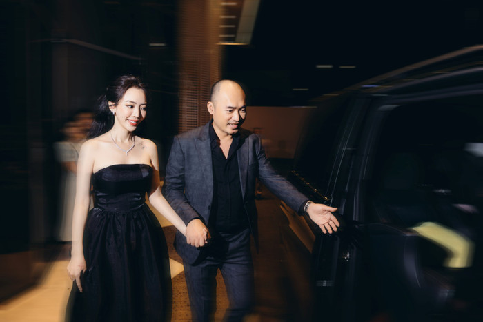 Tiến Luật tháp tùng bà xã Thu Trang tại sự kiện mới đây.