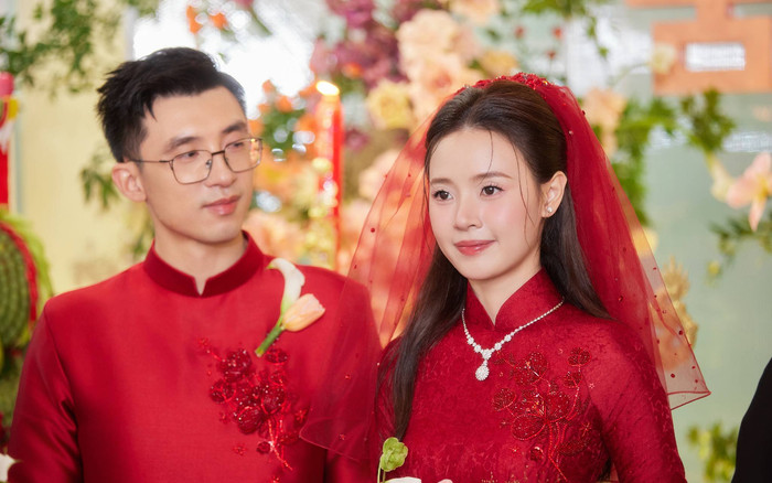 Chồng Midu nhìn vợ bằng ánh mắt si tình Ảnh 2