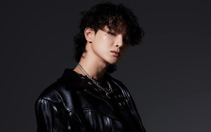 Nam ca sĩ từng gây tranh cãi vì nụ hôn tình bạn: 'Tôi tệ và trả giá đủ rồi' Ảnh 2