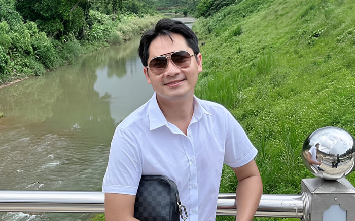 Bạn trai cũ Ninh Dương Lan Ngọc lộ diện gây bão, U40 lão hóa ngược nhờ thay đổi 1 thứ trên gương mặt Ảnh 2