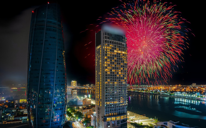 Lượng vé máy bay đến Đà Nẵng tăng mạnh do sức hút của Lễ hội Pháo hoa Quốc tế 2024 Ảnh 2